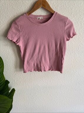 Heart & Hips Pink Ribbed Lettuce-Edge Crop Tee
